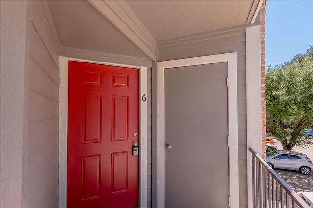 2401 Sycamore Avenue E6, Huntsville, TX 77340