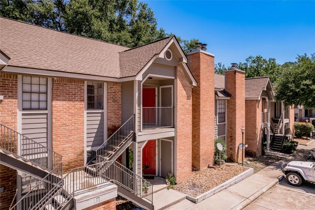 2401 Sycamore Avenue E6, Huntsville, TX 77340