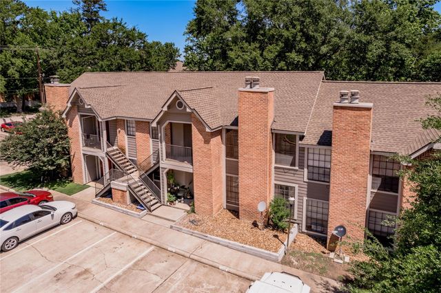 2401 Sycamore Avenue E6, Huntsville, TX 77340