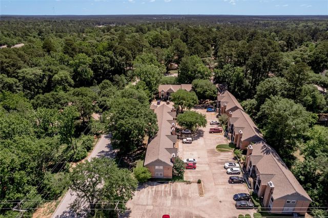 2401 Sycamore Avenue E6, Huntsville, TX 77340