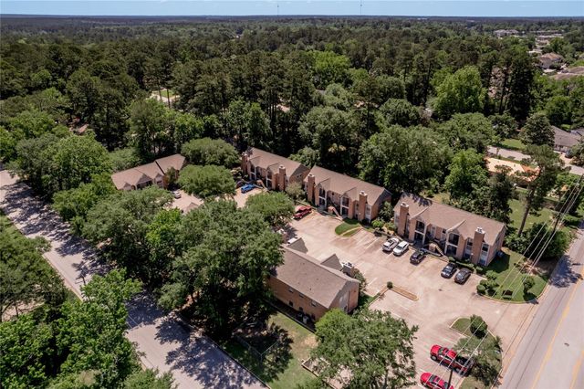 2401 Sycamore Avenue E6, Huntsville, TX 77340