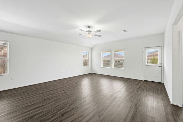 11813 Roscommon TRL, Austin, TX 78754