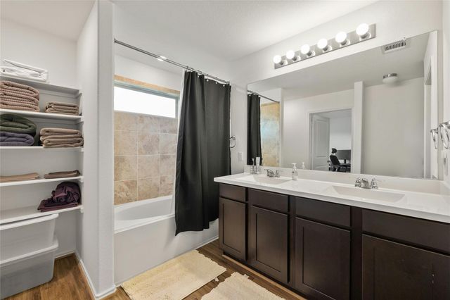 11813 Roscommon TRL, Austin, TX 78754