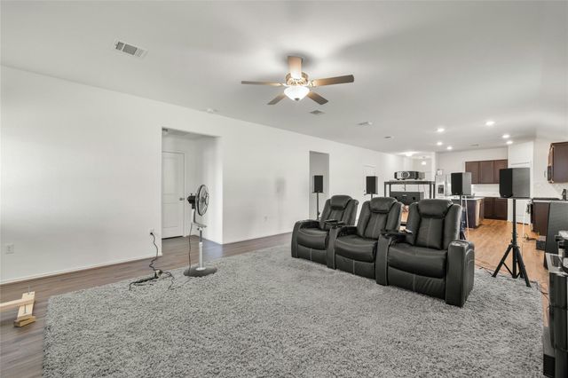 11813 Roscommon TRL, Austin, TX 78754