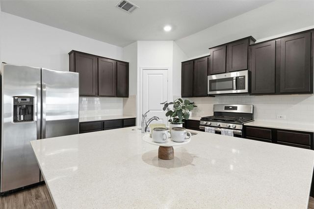 11813 Roscommon TRL, Austin, TX 78754
