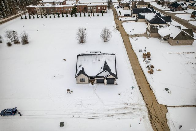 6021 Glencrest Court, Newburgh, IN 47630