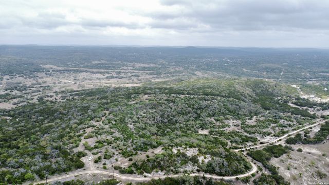 000 Private Road 2410, Hondo, TX 78861