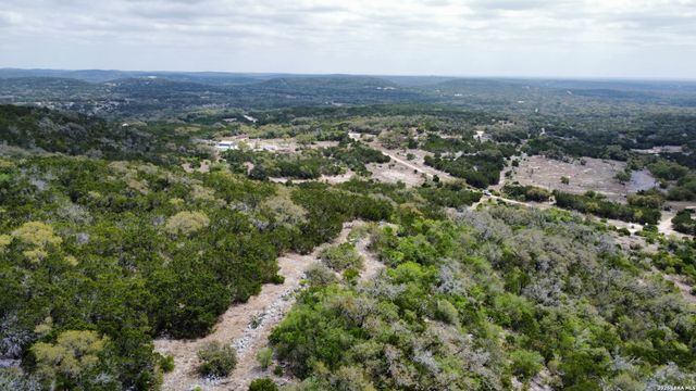 000 Private Road 2410, Hondo, TX 78861