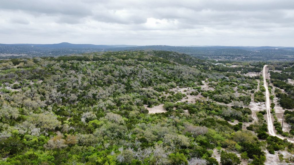 000 Private Road 2410, Hondo, TX 78861