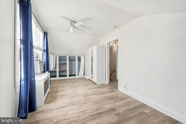 218 N SYLVANIA AVE, Jenkintown, PA 19046