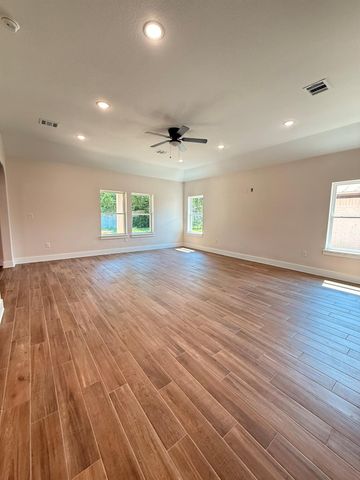 14880 Coaltown Rd, Willis, TX 77378