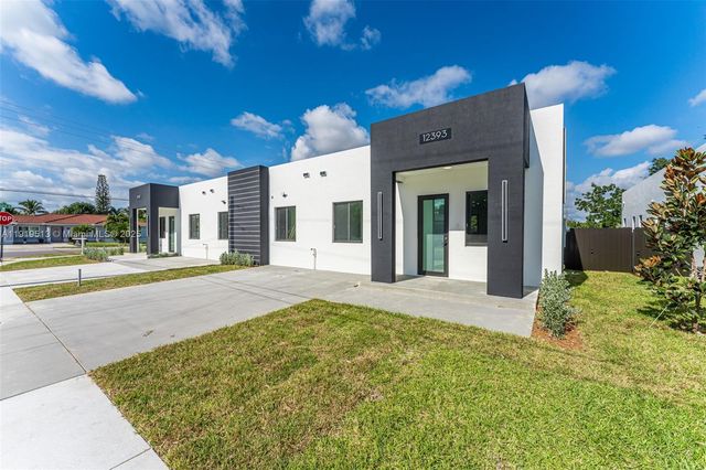 12395 SW 220 ST, Miami, FL 33170