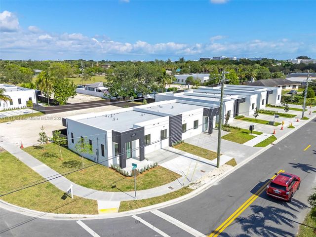 12395 SW 220 ST, Miami, FL 33170