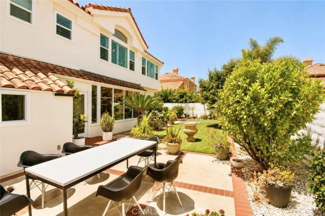9341 Power, Huntington Beach, CA 92646