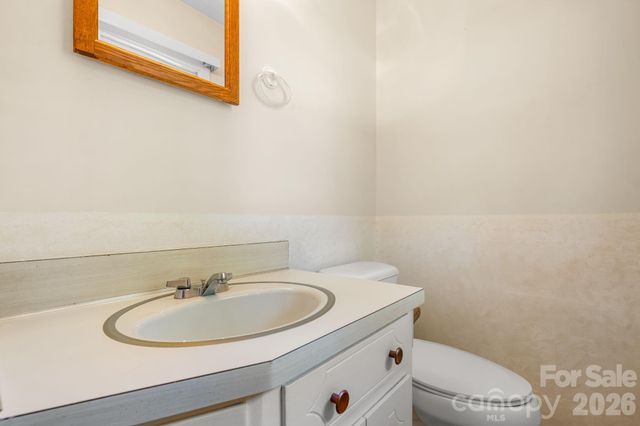 1328 Amherst Road, Morganton, NC 28655
