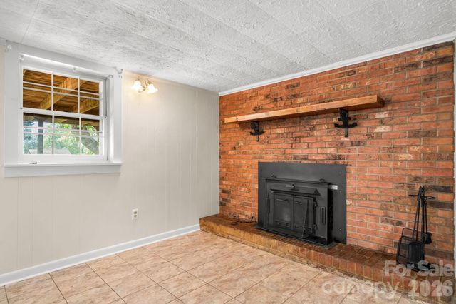 1328 Amherst Road, Morganton, NC 28655