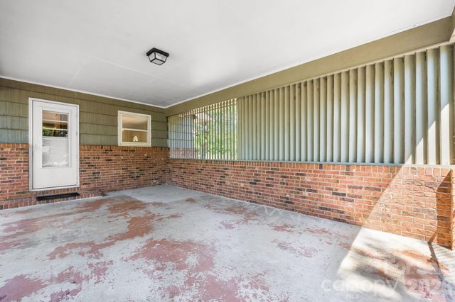 1328 Amherst Road, Morganton, NC 28655