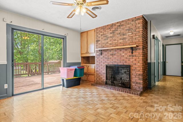 1328 Amherst Road, Morganton, NC 28655