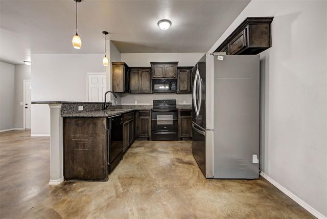 1852 Cypress Lane, El Reno, OK 73036