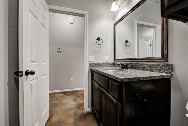 1852 Cypress Lane, El Reno, OK 73036