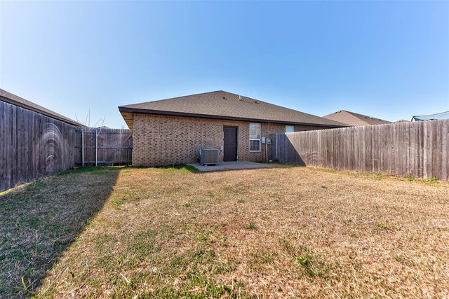 1852 Cypress Lane, El Reno, OK 73036
