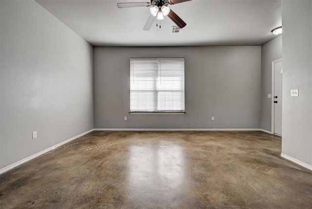 1852 Cypress Lane, El Reno, OK 73036