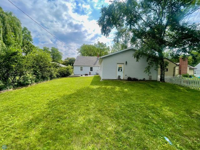 1509 14th Street S, Fargo, ND 58103