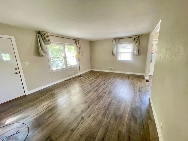 1509 14th Street S, Fargo, ND 58103