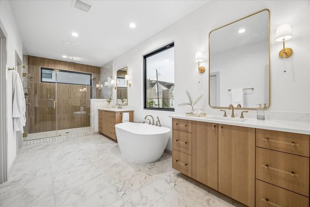 1501 Bonnie Brae Street, Houston, TX 77006