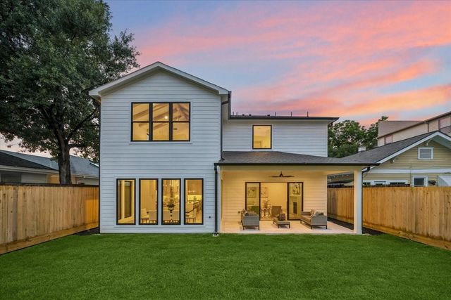 1501 Bonnie Brae Street, Houston, TX 77006