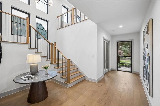 1501 Bonnie Brae Street, Houston, TX 77006