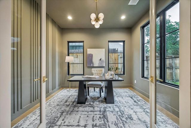 1501 Bonnie Brae Street, Houston, TX 77006