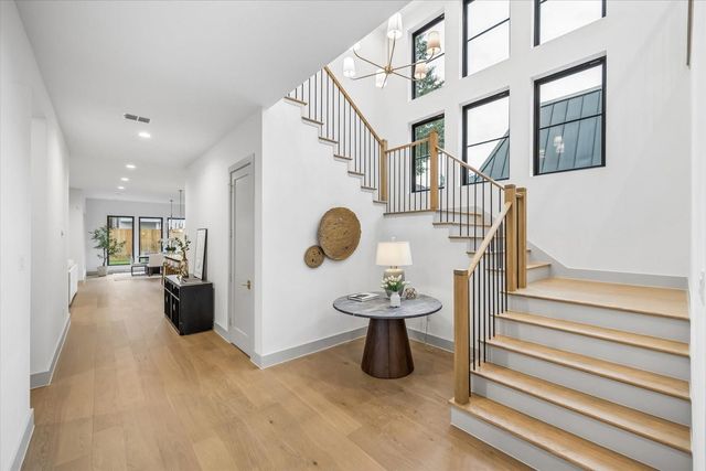1501 Bonnie Brae Street, Houston, TX 77006