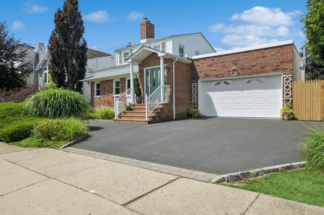 3380 Park Avenue, Oceanside, NY 11572