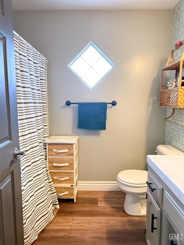 5003 Nez Perce Way, Bakersfield, CA 93312