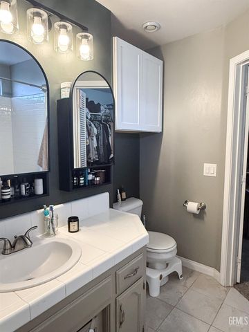 5003 Nez Perce Way, Bakersfield, CA 93312