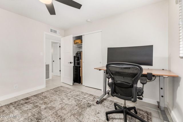 8336 E Montecito Avenue, Scottsdale, AZ 85251