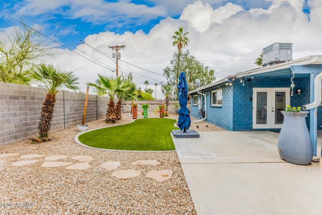 8336 E Montecito Avenue, Scottsdale, AZ 85251