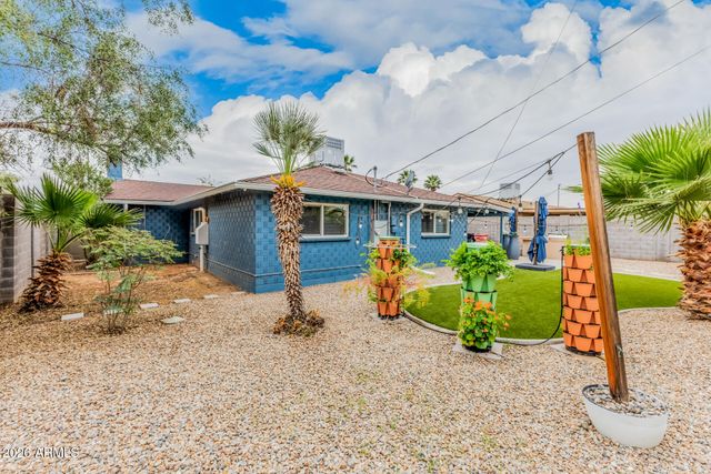 8336 E Montecito Avenue, Scottsdale, AZ 85251