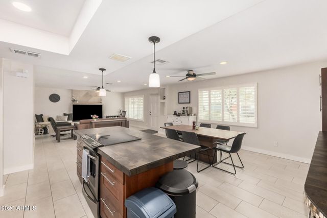 8336 E Montecito Avenue, Scottsdale, AZ 85251