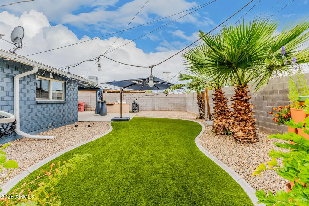 Image 23 of property listing at 8336 E Montecito Avenue, Scottsdale, AZ 85251