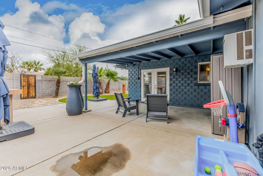 Image 30 of property listing at 8336 E Montecito Avenue, Scottsdale, AZ 85251