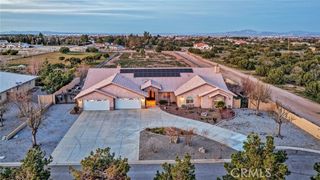 12290 Larch Road, Oak Hills, CA 92344