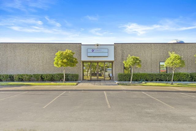 2401 Termini Street, Dickinson, TX 77539