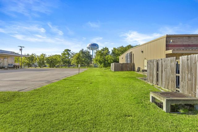 2401 Termini Street, Dickinson, TX 77539