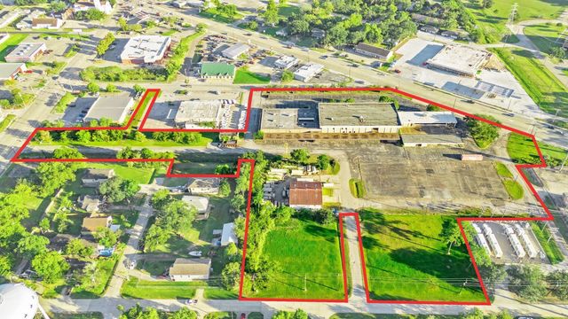 2401 Termini Street, Dickinson, TX 77539