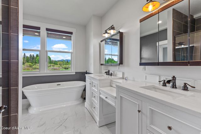 436 Mays Rd, Sagle, ID 83860