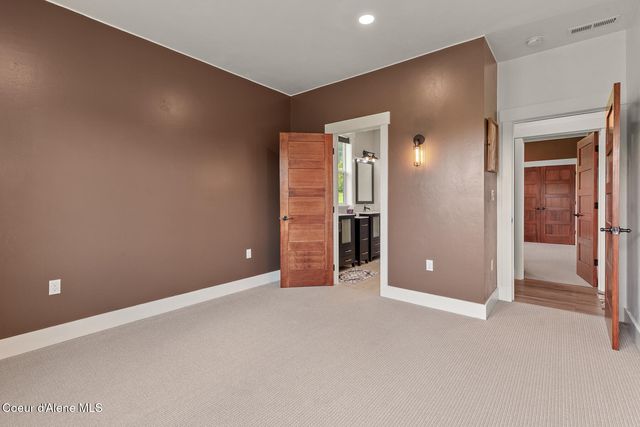 436 Mays Rd, Sagle, ID 83860