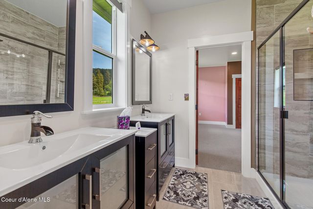 436 Mays Rd, Sagle, ID 83860