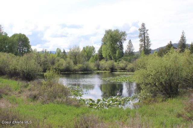 436 Mays Rd, Sagle, ID 83860